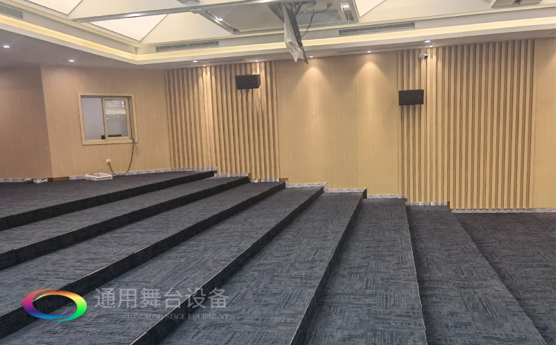 淮安開明實(shí)驗(yàn)學(xué)校報(bào)告廳、舞臺(tái)機(jī)械吊桿、鋼性防火幕項(xiàng)目
