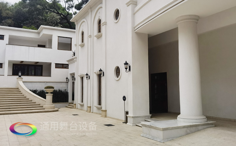 泰州通用舞臺設備、舞臺吊桿幕布承建廣州南方劇院舞臺項目